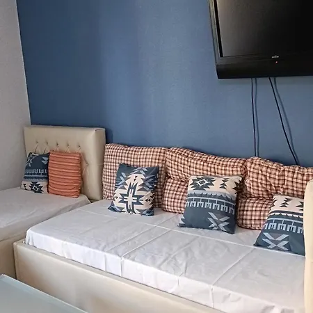 And Boulevard Perfect For Your Holiday! * Vlorë